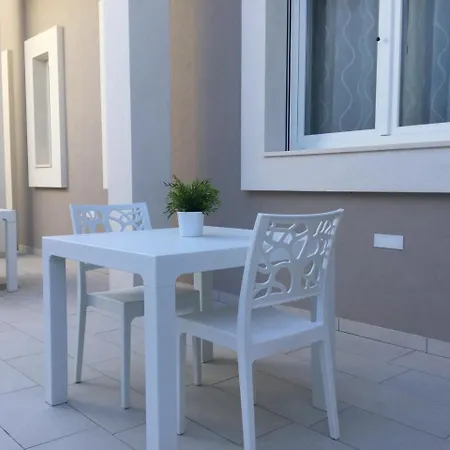 Ledwars Nocleg ze śniadaniem 3*