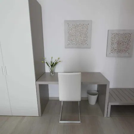 Ledwars טביאנו