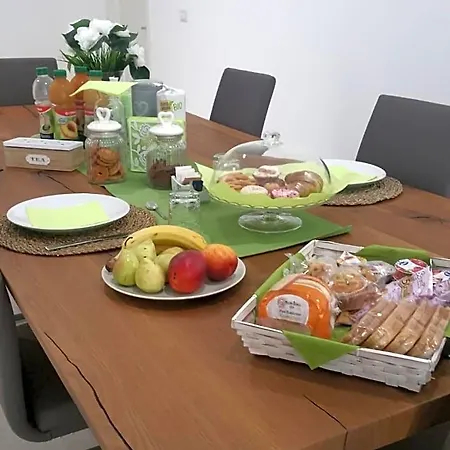 Bed & Breakfast Ledwars